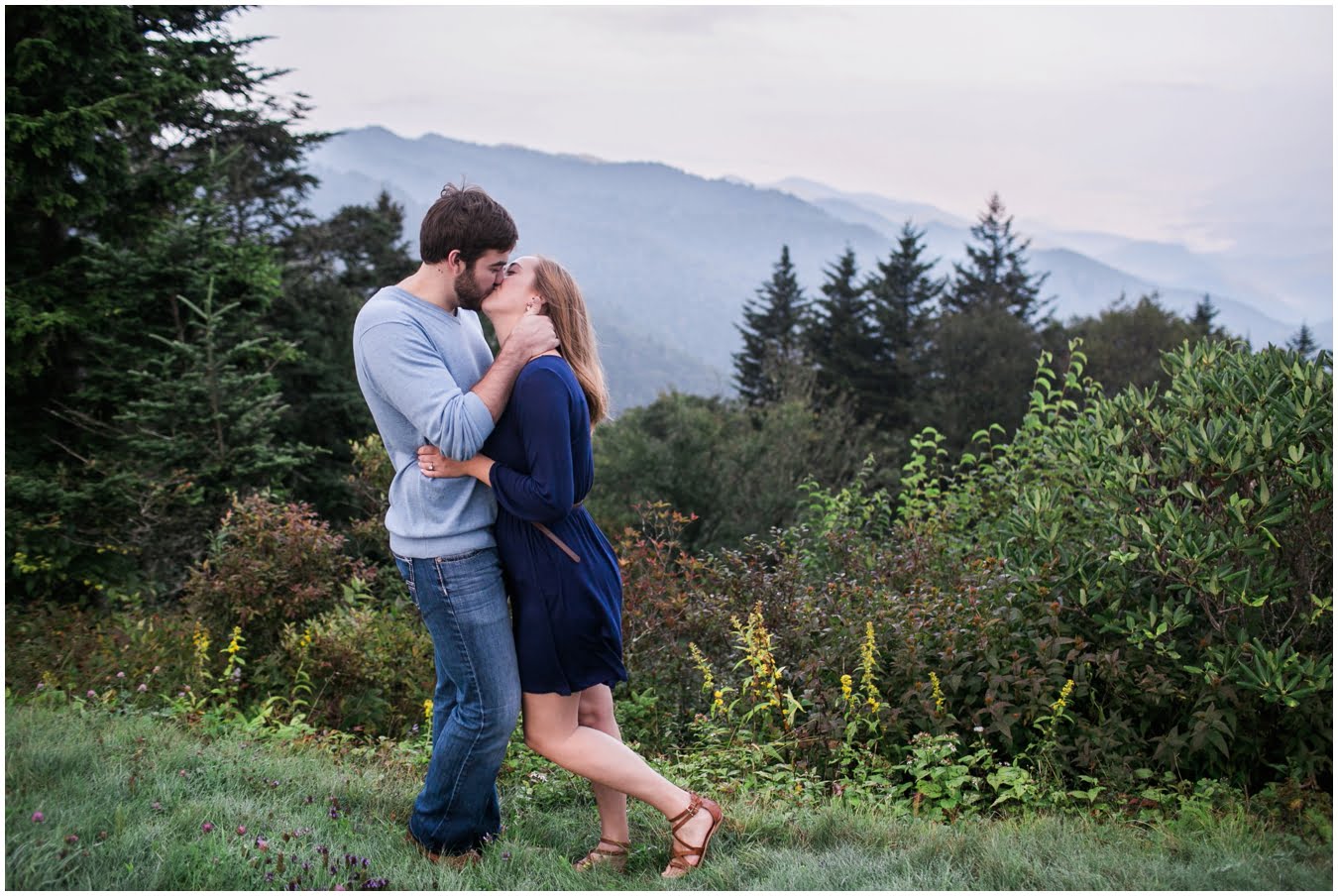 Destination_Wedding_Photographer_Foggy_Asheville_Enagement_Shoot__0032