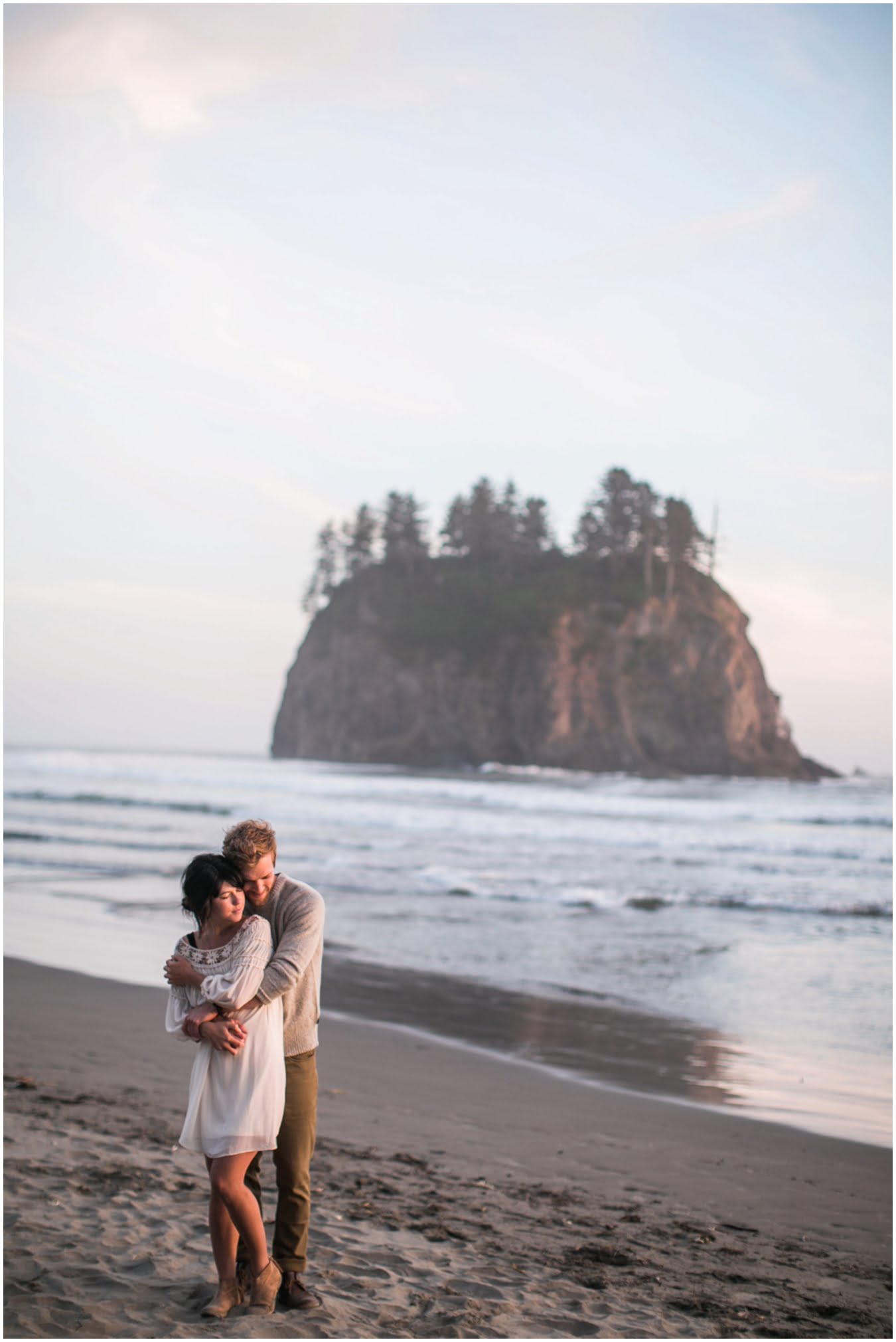 _Seattle_Wedding_Photographer_Second_Beach_Engagement__0009