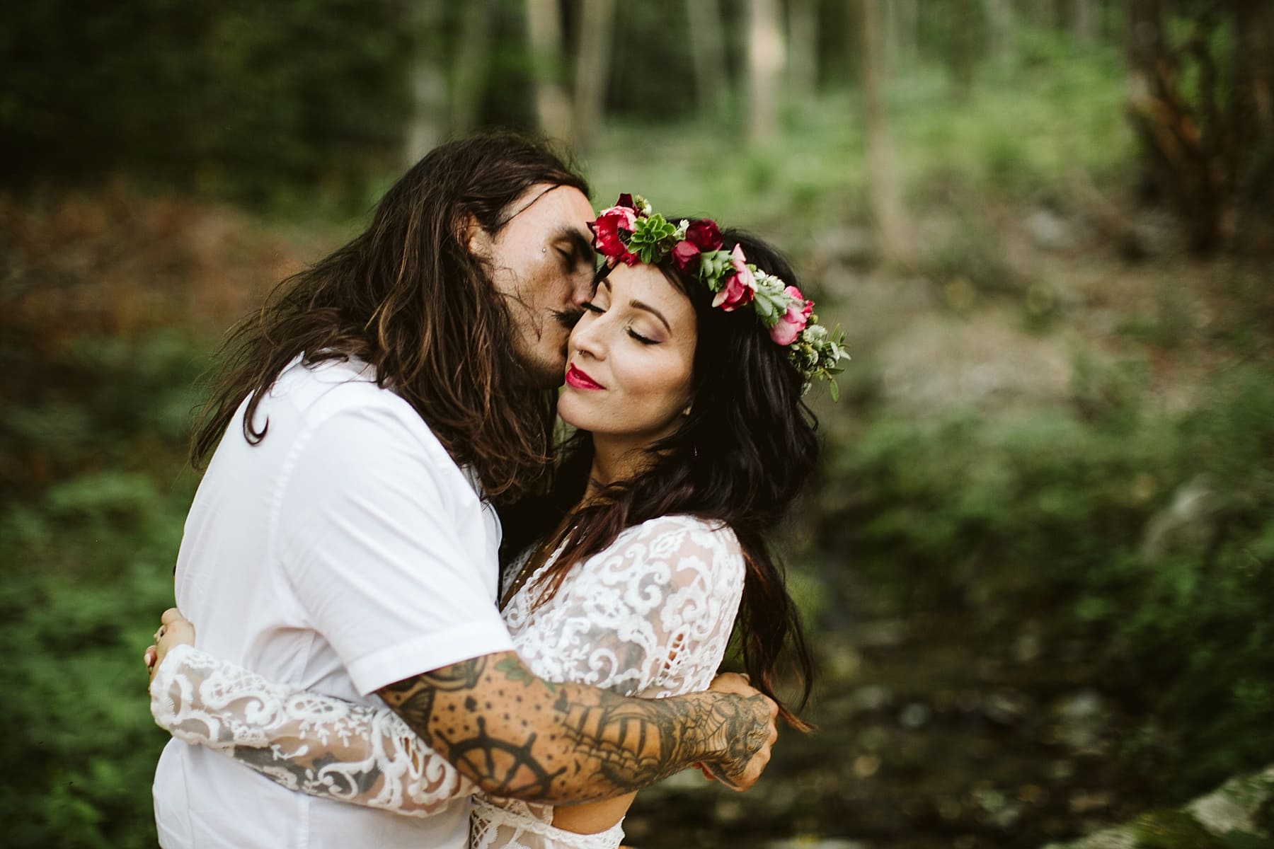 Asheville Wedding Photos, Asheville Wedding Photographer, Asheville Elopement Photos, Asheville Wedding Venues, Asheville Engagement Photographer, Secret Waterfall Elopement, Elopement Photos, Asheville Elopement Photographer, Waterfall Elopement, CarolynMariePhotography, Intimate Wedding Photos