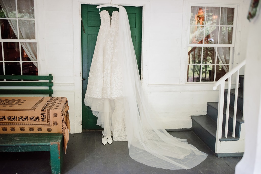 kira+jordan; wedding morning preps